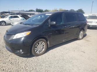 TOYOTA SIENNA XLE