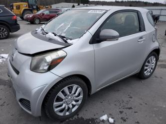 TOYOTA SCION IQ