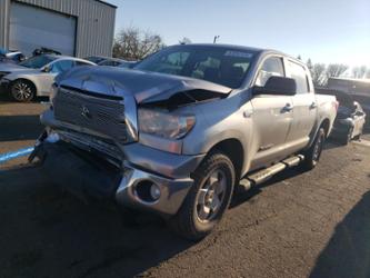 TOYOTA TUNDRA CREWMAX SR5