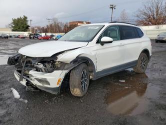 VOLKSWAGEN TIGUAN SE