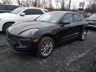 PORSCHE MACAN BASE