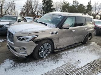 INFINITI QX80 LUXE