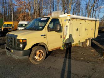 FORD ECONOLINE E450 SUPER DUTY CUTAWAY VAN