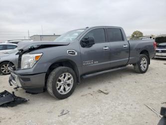 NISSAN TITAN SV