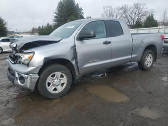 TOYOTA TUNDRA DOUBLE CAB SR5