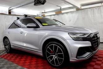 AUDI Q8 PREMIUM PLUS S-LINE