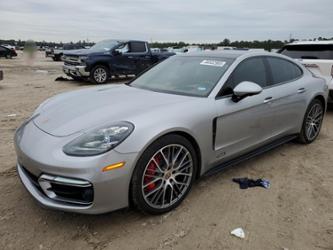 PORSCHE PANAMERA GTS