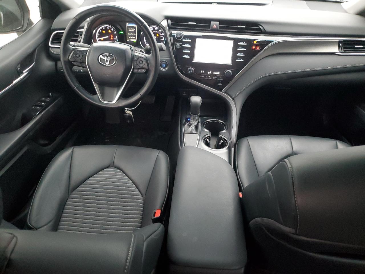 TOYOTA CAMRY L