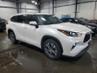 TOYOTA HIGHLANDER XLE