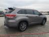 TOYOTA HIGHLANDER SE