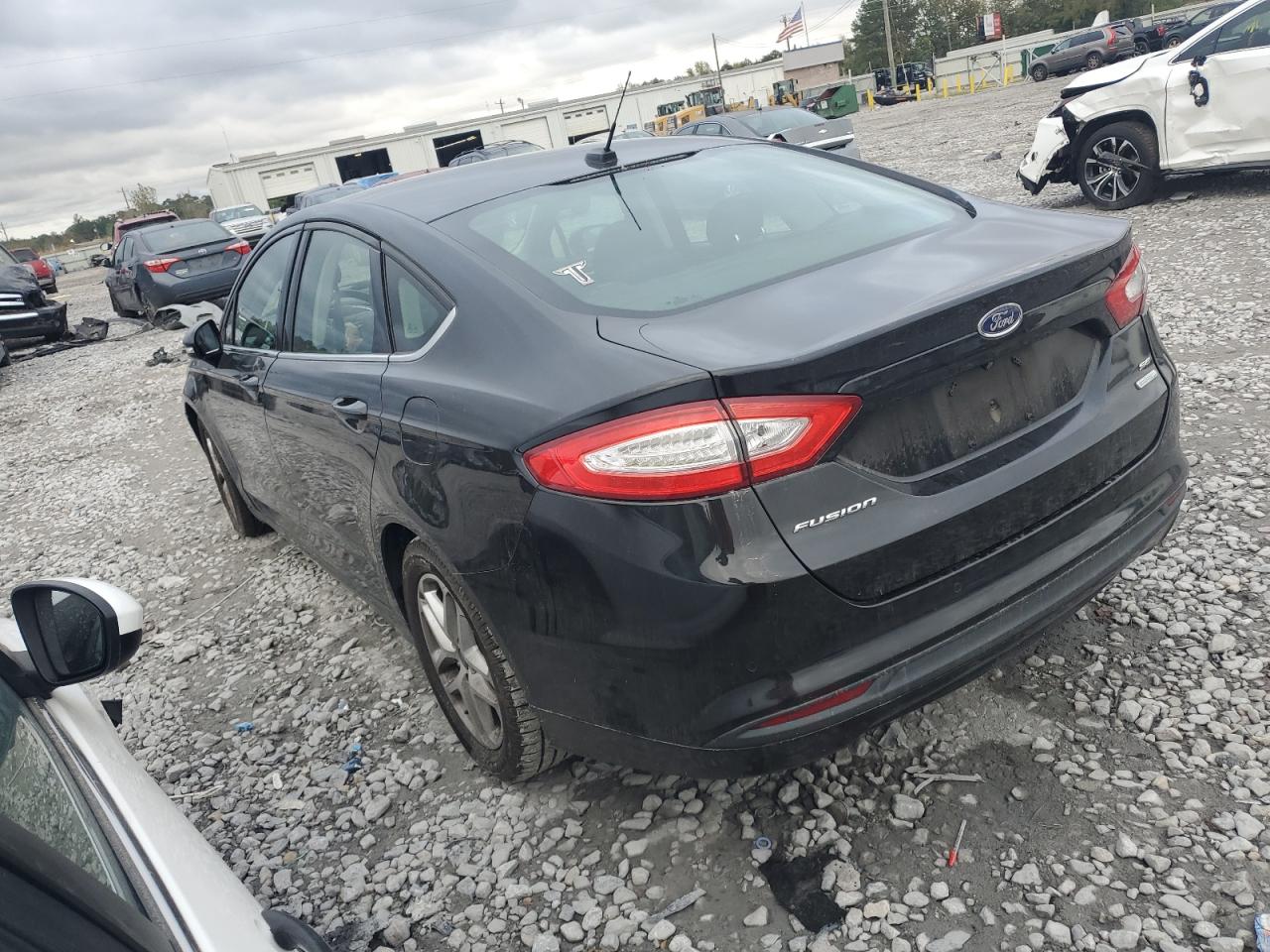 FORD FUSION SE