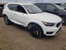 VOLVO XC40 T5 MOMENTUM