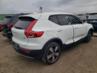 VOLVO XC40 T5 MOMENTUM