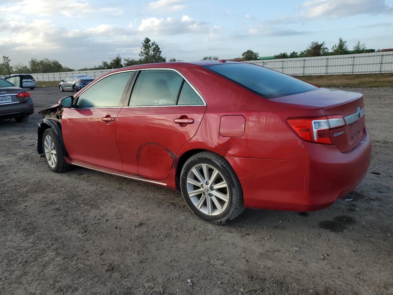 TOYOTA CAMRY HYBRID