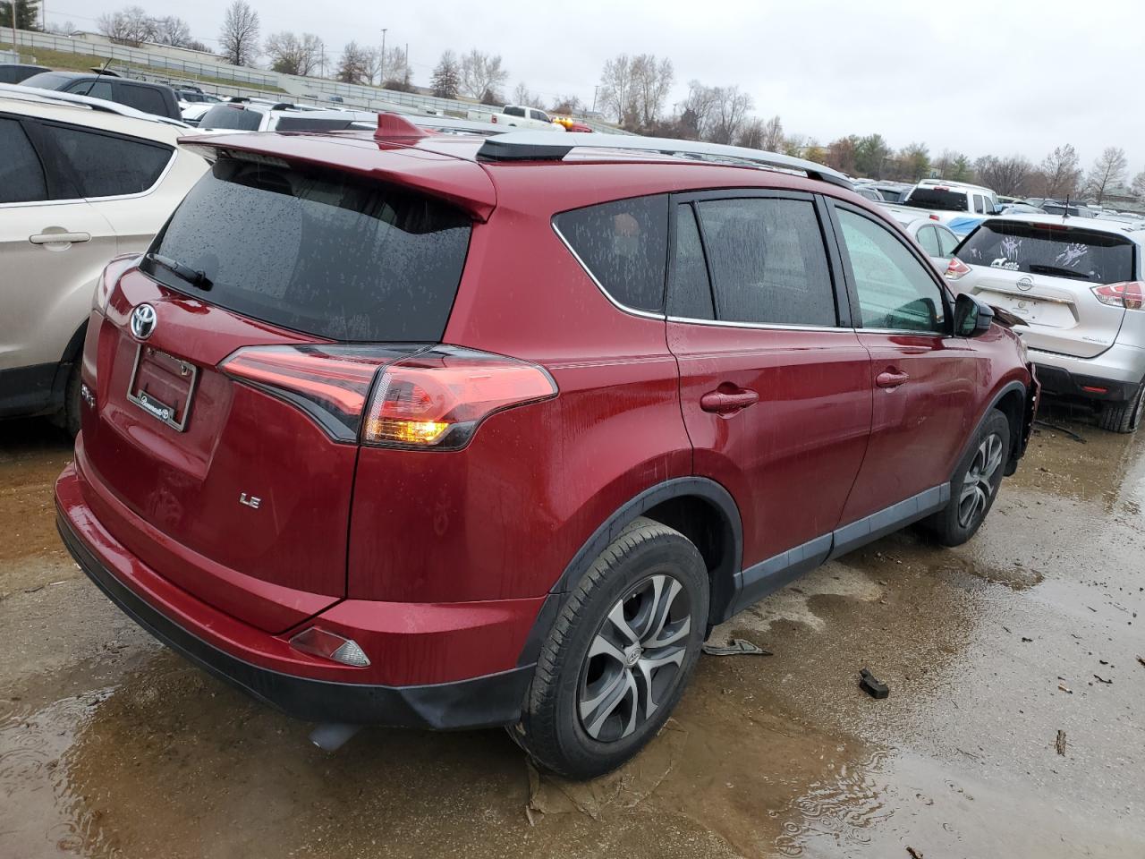 TOYOTA RAV4 LE