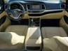 TOYOTA HIGHLANDER SE