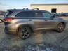 TOYOTA HIGHLANDER LE