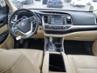 TOYOTA HIGHLANDER SE