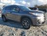 TOYOTA HIGHLANDER SE