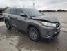 TOYOTA HIGHLANDER SE