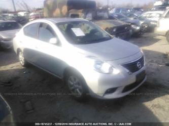 NISSAN VERSA SL