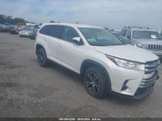 TOYOTA HIGHLANDER LE