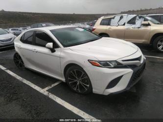 TOYOTA CAMRY SE