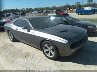 DODGE CHALLENGER SXT OR R/T