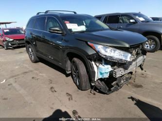 TOYOTA HIGHLANDER XLE