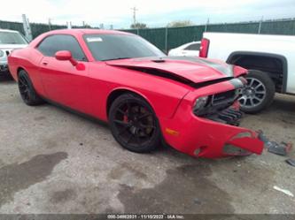 DODGE CHALLENGER SRT8