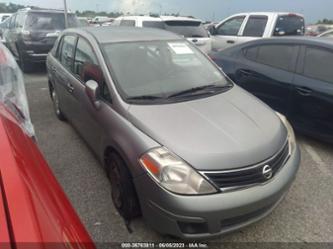 NISSAN VERSA 1.8S