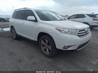 TOYOTA HIGHLANDER SE V6