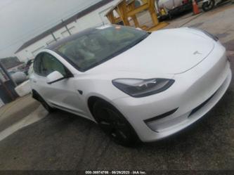 TESLA MODEL 3 LONG RANGE DUAL MOTOR ALL-WHEEL DRIVE