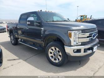 FORD F-250 LARIAT