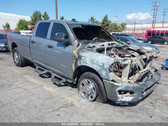 RAM 2500 TRADESMAN 4X4 8 BOX