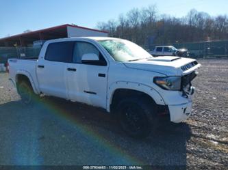 TOYOTA TUNDRA SR5