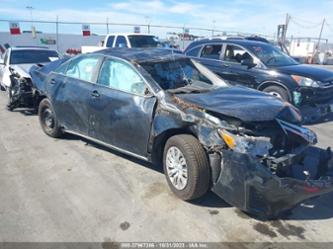 TOYOTA CAMRY HYBRID LE