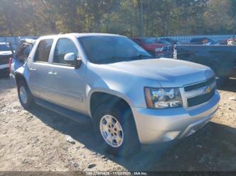 CHEVROLET SUBURBAN LT