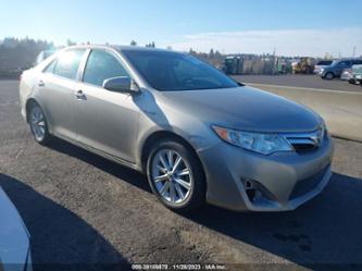 TOYOTA CAMRY HYBRID XLE