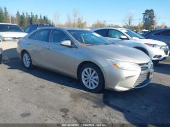 TOYOTA CAMRY HYBRID XLE