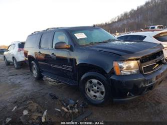 CHEVROLET SUBURBAN LT