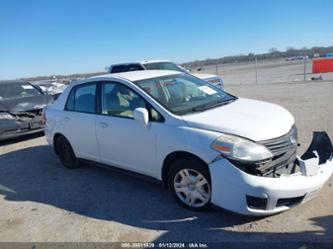 NISSAN VERSA 1.8S