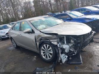 TOYOTA CAMRY HYBRID XLE