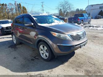 KIA SPORTAGE LX