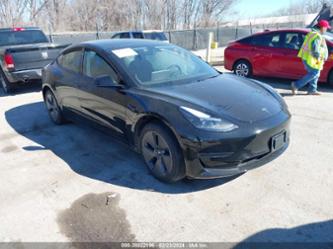 TESLA MODEL 3 REAR-WHEEL DRIVE