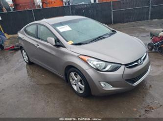 HYUNDAI ELANTRA GLS