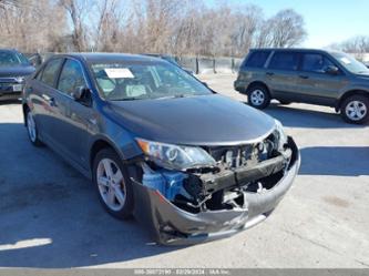 TOYOTA CAMRY HYBRID SE LIMITED EDITION