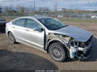 FORD FUSION HYBRID TITANIUM