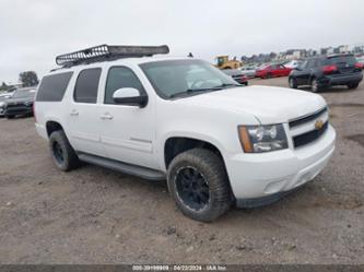 CHEVROLET SUBURBAN LT