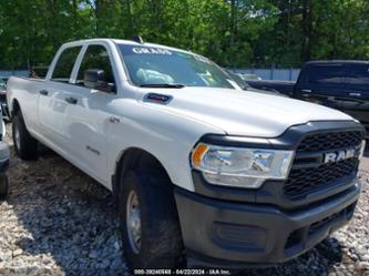 RAM 2500 TRADESMAN 4X4 8 BOX